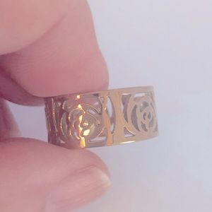 Indented flower gold plated 8.5-9 new ring eternity